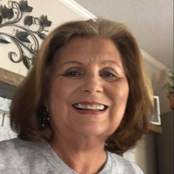 Meet your Posher, Connie - Picture 1 of 1